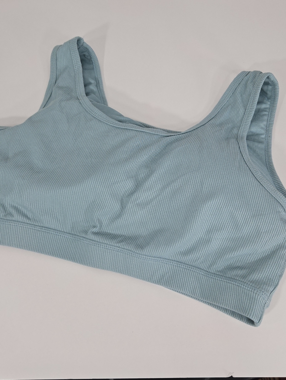 32‎ Cool sports bra